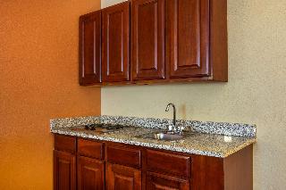 SUITE-1 KING BED,NSMK,KITCHENETTE,MICRFG,HI SPEED NET,FULL BREAKFAST