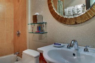Historic Concord Suites