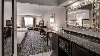 Suite-2 Queen Beds, Non-Smoking, Microwave, Refrigerator, High Speed Internet Access, Full Breakfast