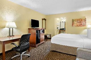 1 KING BED,NSMK,HISPD,MICRFG,FLATSC,FULL BREAKFAST