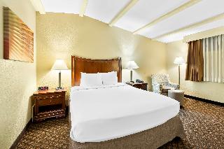 1 QUEEN BED,NSMK,HISPD,MICRFG,FLATSC,FULL BREAKFAST