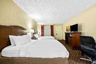 2 QUEEN BEDS,COMMASSISTANCE,NSMK,FULL BREAKFAST