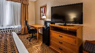 SUITE-1 KING BED,NSMK,HISPD,SOFABD,DESK,MICRFG,CONTINENTAL BREAKFAST