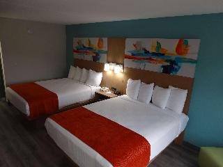 2 Queen Beds Non-Smoking Microwave Fridge Wi-Fi Full Breakfast