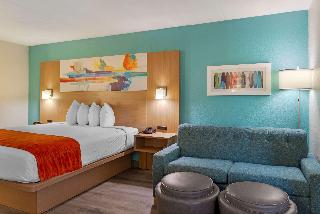 1 King Bed Non-Smoking Larger Room Sofabed For One Person Microwave Fridge Wi-Fi Full Breakfast
