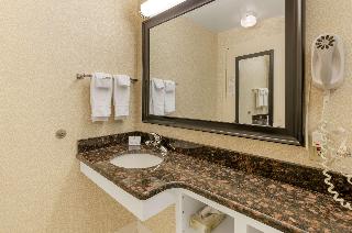 1 Queen Mobility Access Comm Assist Bathtub Microwave Fridge Wi-Fi Non-Smoking Full Breakfast