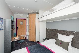 Standard Plus Triple room