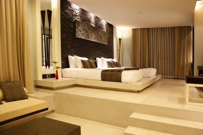 Room thumbnail 1