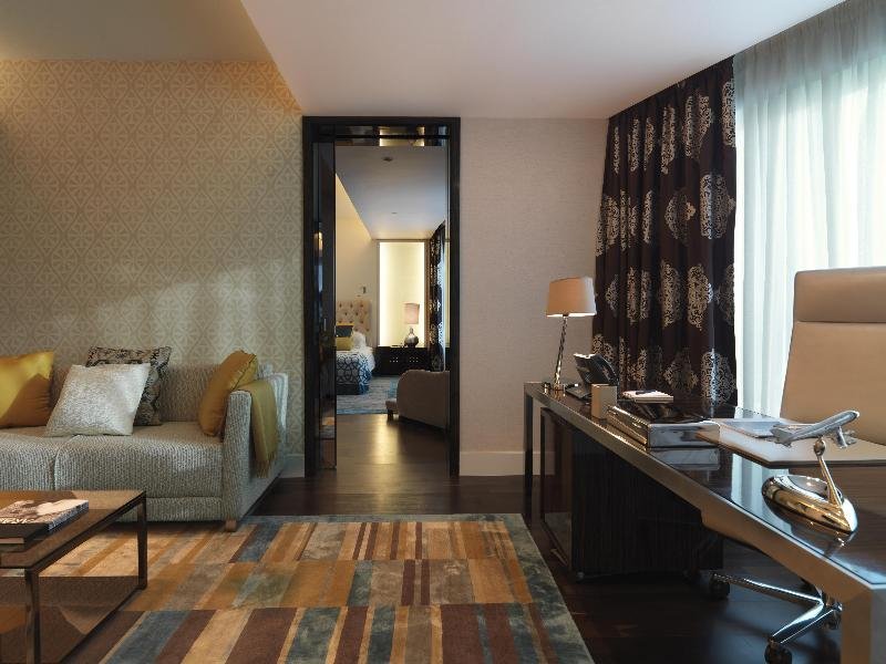 Room
 di Hilton Capital Grand Abu Dhabi