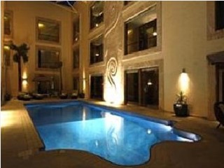 Pool
 di Grand Plaza