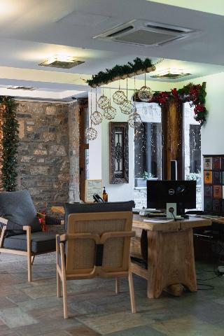 Hotel 12 Months Luxury Resort