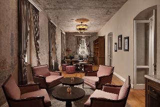 Adahan DeCamondo Pera Autograph Collection