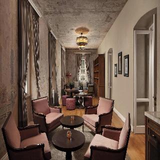 Adahan DeCamondo Pera Autograph Collection