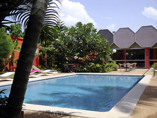 Pool
 di Ibis Marcory