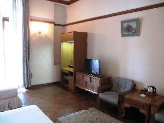 Yuzana Garden Hotel