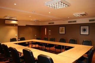 Conferences
 di Hampton by Hilton Birmingham Broad Street