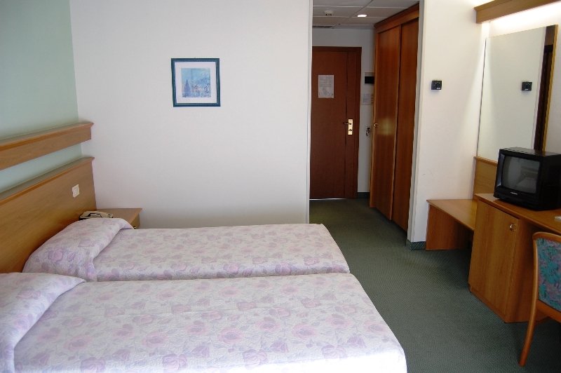 Room
 di Everest Arco