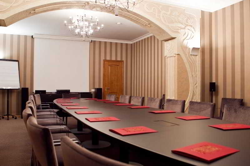 Conferences
 di Diplomat Club Hotel