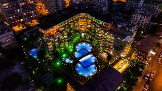 Senza Grand Santana Hotel