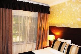 Protea Hotel Apo Apartments