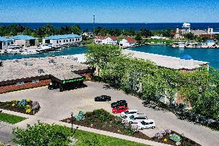 Wyndham Garden Kenosha Harborside