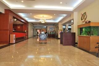 Lobby
 di Klang Histana