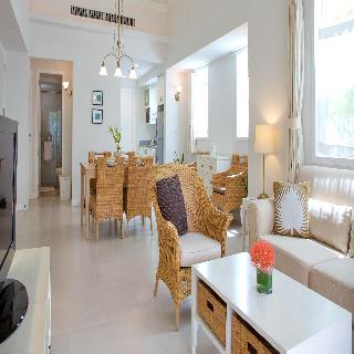 Room thumbnail 5