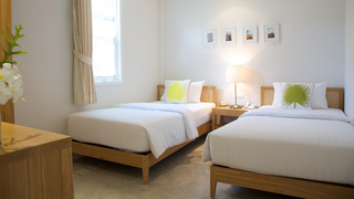 Room thumbnail 72