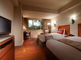 Room:TWN.ST-1