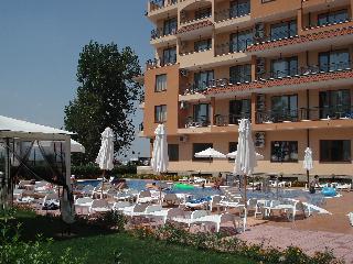 Apart-hotel Happy