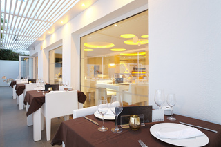 Ibiza Sun Apartments image 1