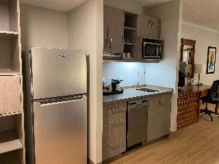 Room:ROO.QN-3