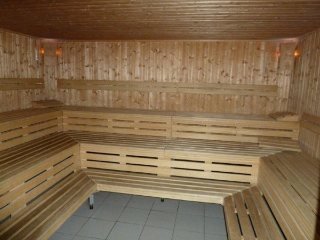 Sports and Entertainment
 di Rancho Laax