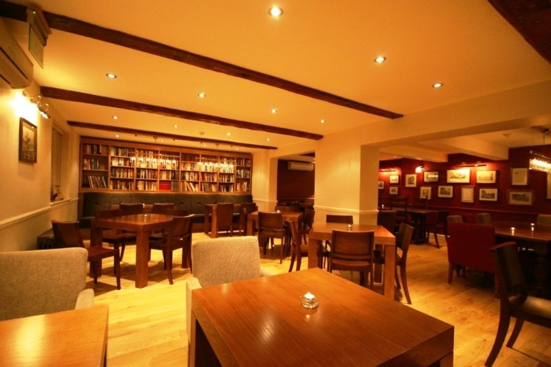 Bar
 di Royal Oak Hotel