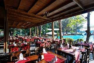 Restaurant
 di Maya World Hotel Side