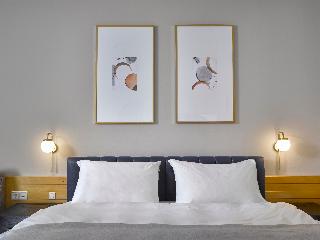 Room Room