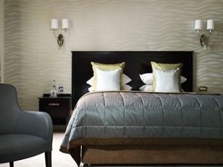 Room
 di Walton Hall