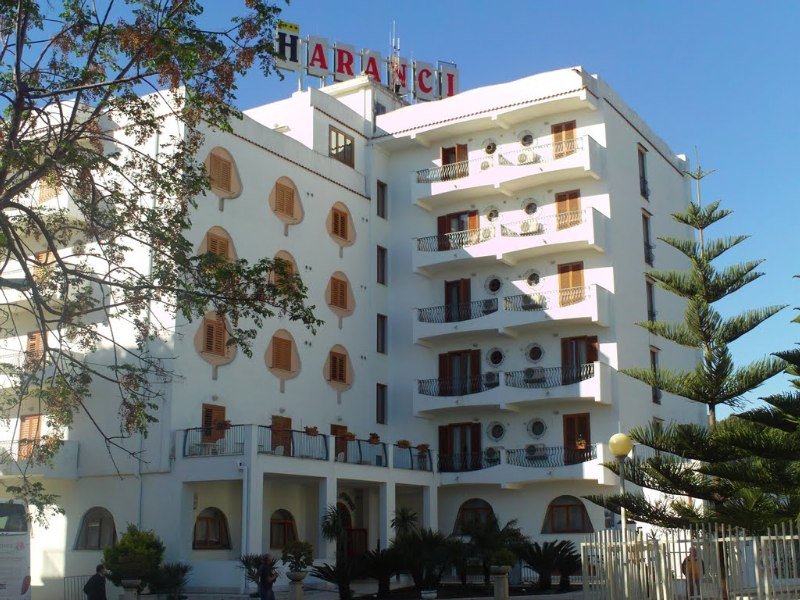 Degli Aranci, Puglia