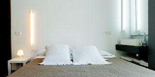 Room
 di Dingdong Nuns