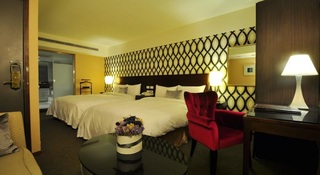 Room:FAM.ST