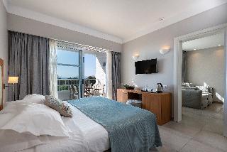 Atlantica Beach Resort