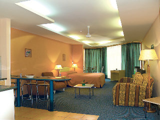 Room
 di Melrose Plaza Suites