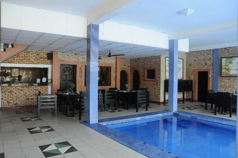 Pool
 di Golden Carriage