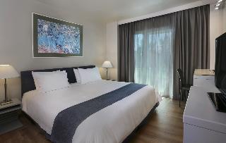 Blazer Suites Hotel