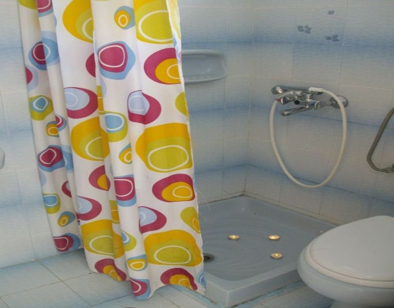 Room
 di Babis Studios