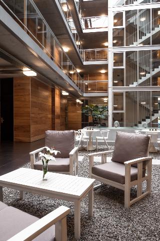 Costa Colonia Riverside Boutique