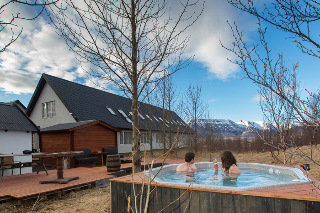 Sports and Entertainment
 di Laxnes