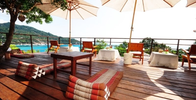 Terrace thumbnail 8
