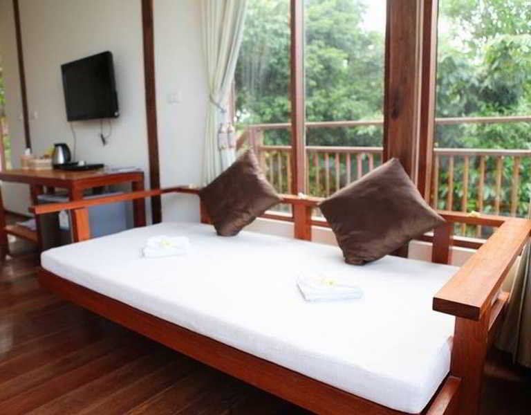 Room thumbnail 14