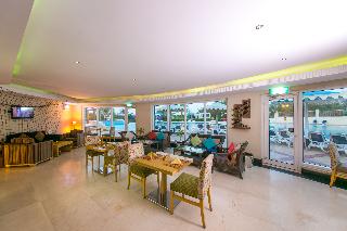 Al Jahra Copthone Hotel & Resort - Bar